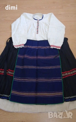 АВТЕНТИЧНА НОСИЯ ОТ СЕВЕРОИЗТОЧНА БЪЛГАРИЯ  , снимка 2 - Антикварни и старинни предмети - 53993208