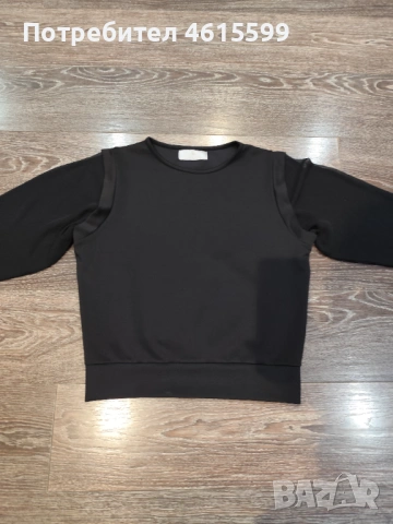 черна блузка с тюлени ръкави