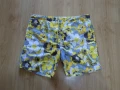 Къси панталони hugo boss шорти гащета бански плажни екип летни шарени оригинални мъжки S, снимка 1