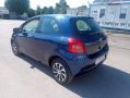 Продавам Toyota Yaris 1.3 бензин, снимка 2