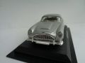 1:43 ASTON MARTIN КОЛИЧКА ИГРАЧКА МОДЕЛ, снимка 2