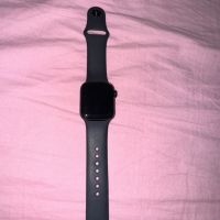 Apple watch SE2 40mm, снимка 1 - Смарт гривни - 46059020