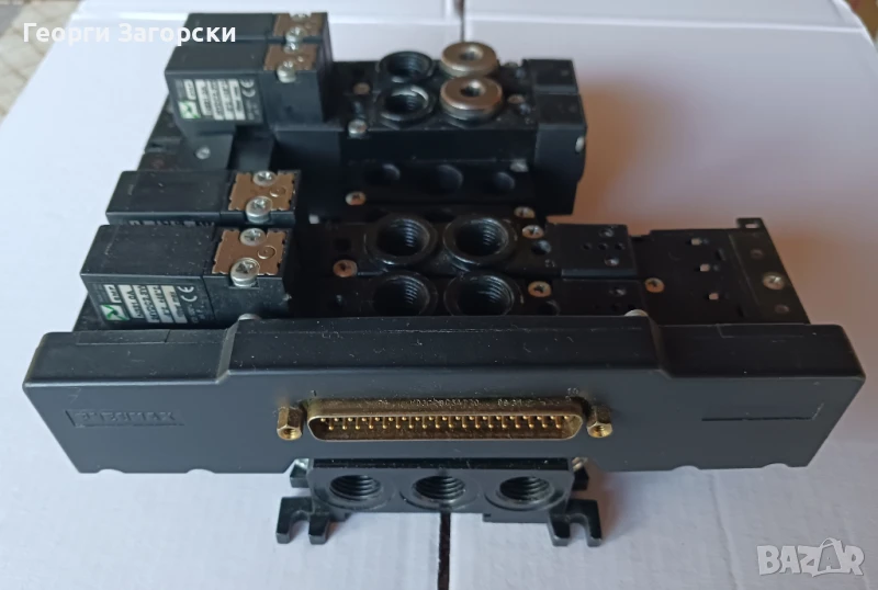 PNEUMAX- серия 2400 сглобена система от клапани, снимка 1