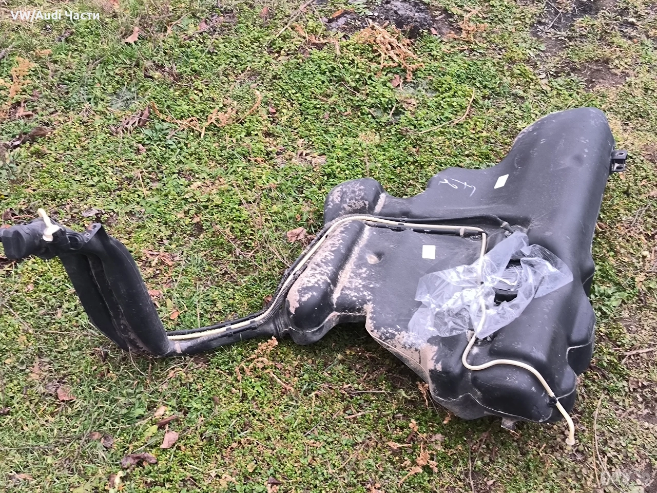 Резервоар за Голф 4 Ауди А3 Сеат Шкода VW Golf 4 Audi A3 Seat Skoda 1J0201085, снимка 1