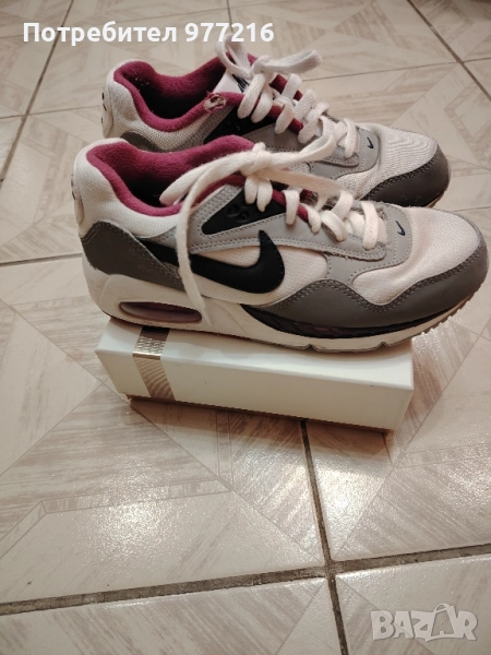 Дамски маратонки Nike Air , снимка 1