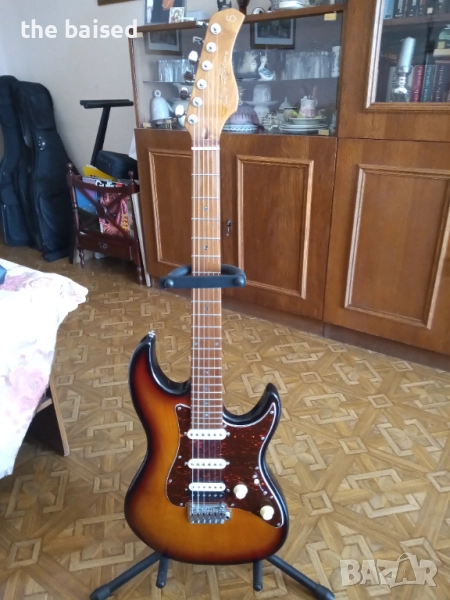 Суперстрат стил китара Sire s7 Larry Carlton, снимка 1