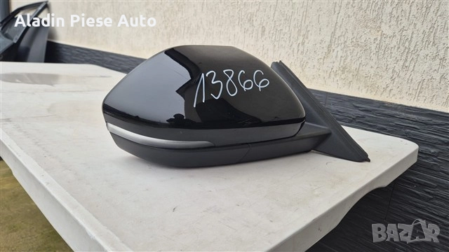 Десно огледало Ford Explorer година 2020 2021 2022 2023 2024 код MB5B17682, MB5B-17682 , снимка 1