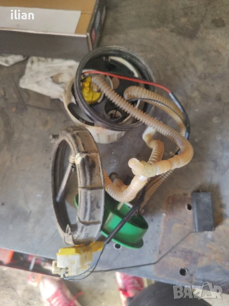 помпа в резервоара А4 2.5TDI, снимка 1