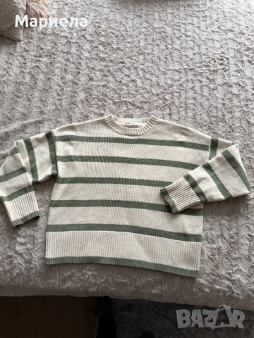 Пуловер,S,цена 3.50 евро.