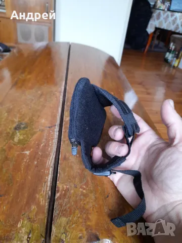 Стар телефонен калъф за ръка Adidas, снимка 4 - Други ценни предмети - 49753261