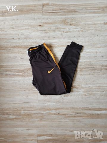 Оригинално мъжко долнище Nike Dri-Fit x AS Roma, снимка 3 - Спортни дрехи, екипи - 45298094