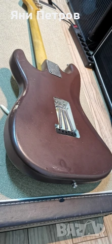 Vintage V6 Thomas Blug Strat електрическа китара, снимка 9 - Китари - 53780708