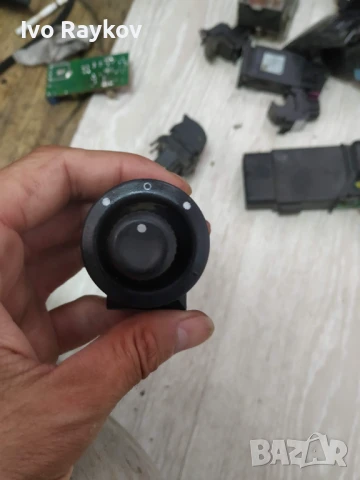  Бутон , ел. огледала Renault Megane 2, Laguna, Symbol, Kangoo, Master, Logan , 7700429992