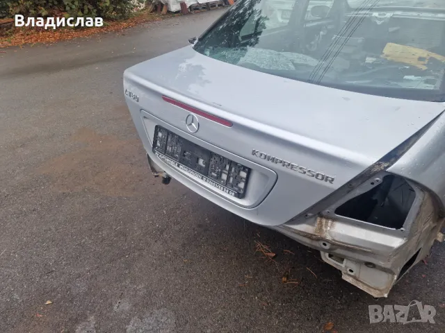 Заден капак за Mercedes w203 C-Class , снимка 2 - Части - 47956382