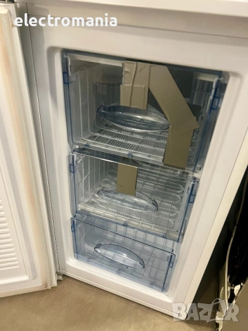 малък фризер Amica GS15296W, снимка 3 - Фризери - 53948474