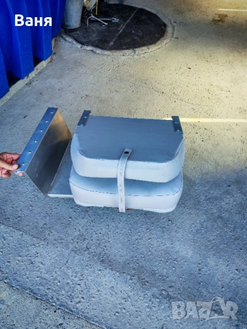 Надуваем Zander 3,30m. с конзола,алум.под,сонар lowrance elite 4 chirp и двиг.Merkury 6 Hp, снимка 5 - Воден транспорт - 51546880