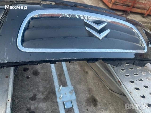 Предна броня за Ситроен Ц2-черна, снимка 4 - Аксесоари и консумативи - 53868997