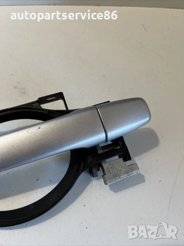 Задна дясна външна дръжка на врата сребриста за Peugeot 4007 2.2 HDI (2009), снимка 2 - Части - 53646883