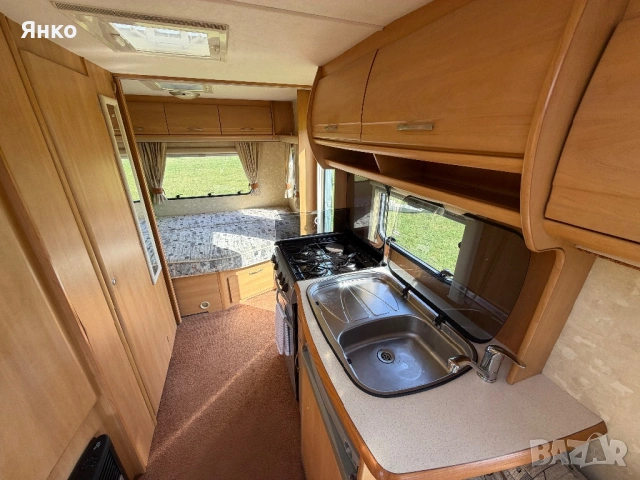 Каравана 2009 mover solar foreselt френска спалня, снимка 9 - Каравани и кемпери - 53758715