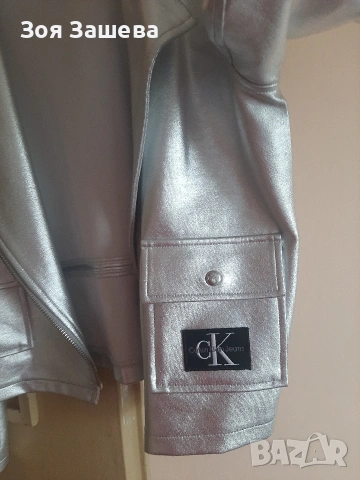 Детско преходно яке , Calvin Klein!, снимка 3 - Детски якета и елеци - 53909055