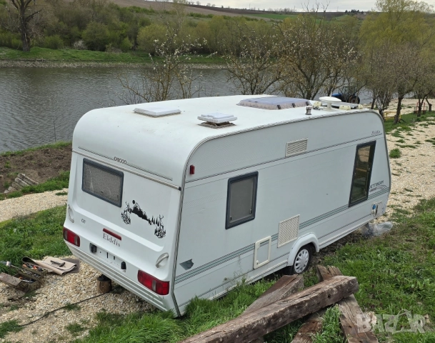 4 местна каравана Elddis Jetstream EX, снимка 3 - Каравани и кемпери - 51768407