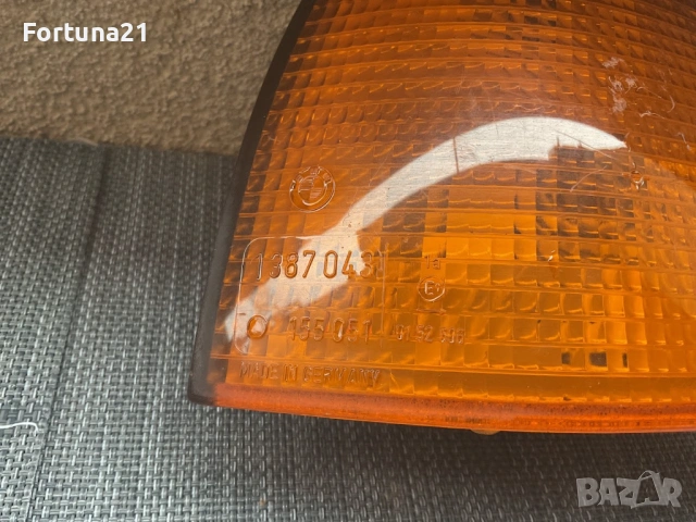 BMW 3 e36 - ляв жълт мигач, снимка 2 - Части - 53658028