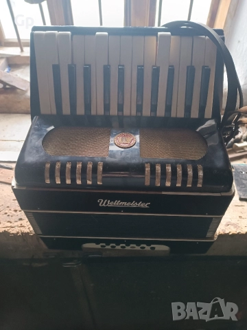 Акордеон Велтмайстер 12 баса за части 