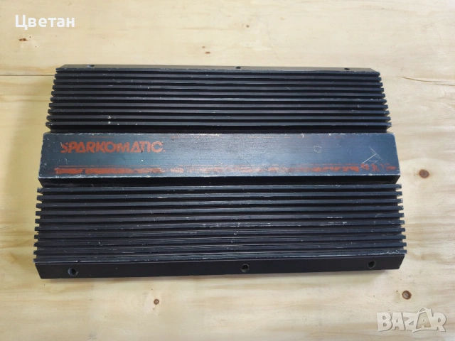 авто усилвател Sparkomatic SA-300