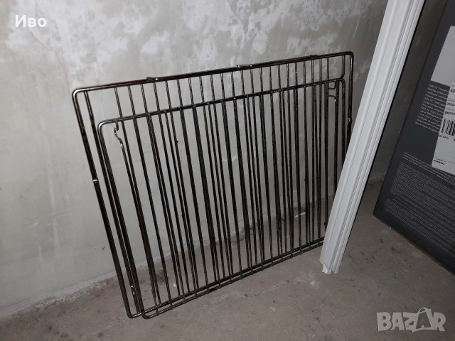 Решетки/скари 2 бр. за фурна за вграждане 19лв. Спешно и изгодно!
