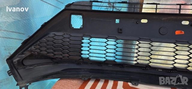 решетка в предната броня за Тойота C-HR , снимка 4 - Части - 53748302