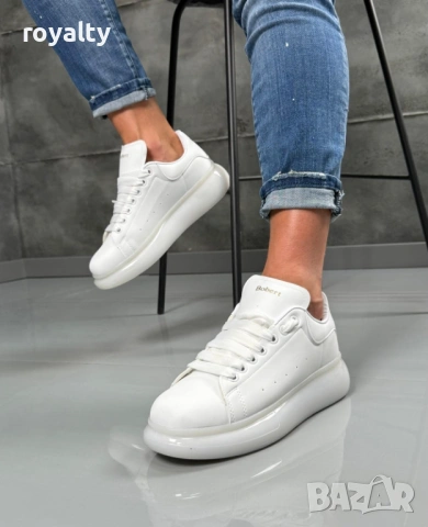 Бели Нови Мъжки Маратонки 40-44 Номер с Кутия , снимка 2 - Маратонки - 53232741