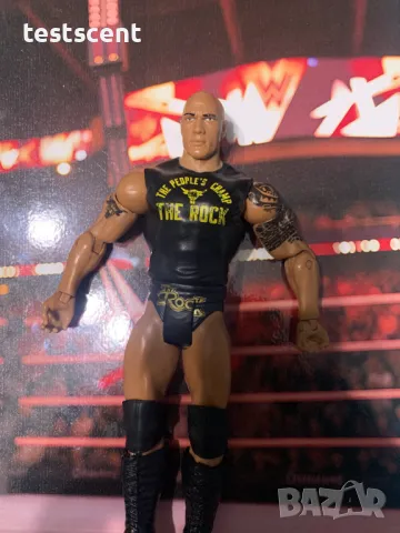 Екшън фигура WWE The Rock Скалата The Final Boss Basic mattel People's Champ figure играчка, снимка 8 - Колекции - 48386027