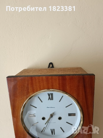Стенен часовник Янтар, снимка 4 - Антикварни и старинни предмети - 52841826