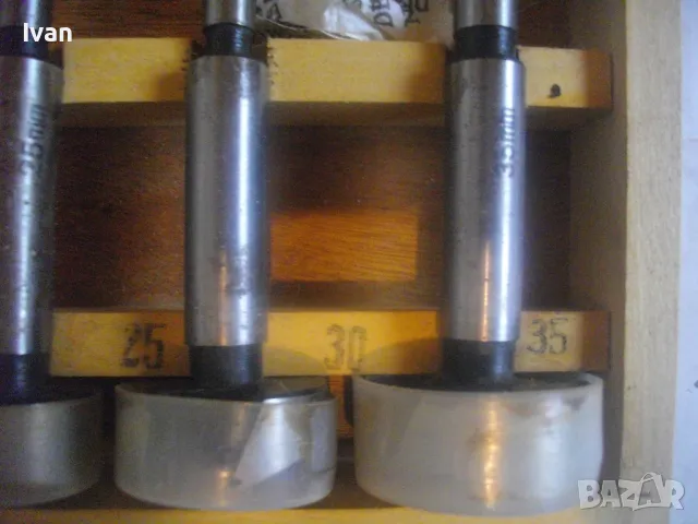 15-35мм НОВ КОМПЛЕКТ ГОЛЕМИ ФРЕЗЕРИ ЗА ОБЕРФРЕЗА В ДЪРВЕНА КУТИЯ ГЕРМАНИЯ/НИДЕРЛАНДИЯ, снимка 11 - Други инструменти - 49775576