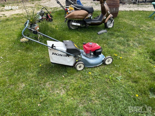 Самоходна косачка хонда, снимка 2 - Градинска техника - 54202873