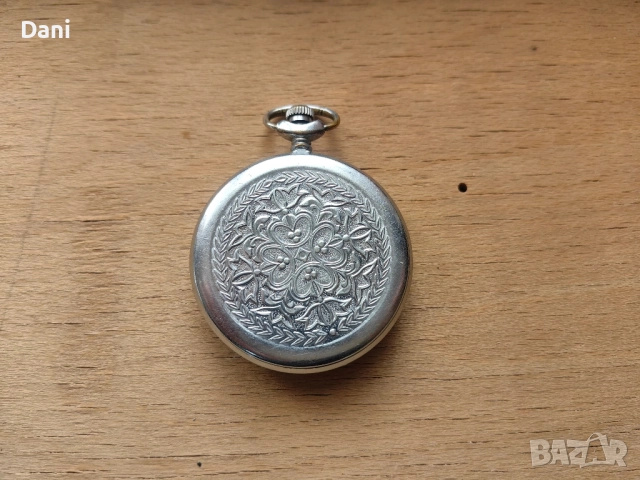 Джобен часовник Молния/Салют/Сатурн, снимка 10 - Антикварни и старинни предмети - 52389888