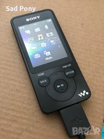 Sony Walkman NWZ-E585 16GB MP3/4 плеър, снимка 1 - MP3 и MP4 плеъри - 46388246