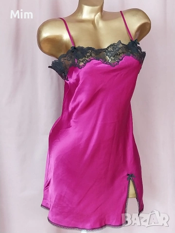  Резервирани Viktoria's Secret M Сатенена нощница в цикламово с черна дантела , снимка 2 - Нощници - 53853624