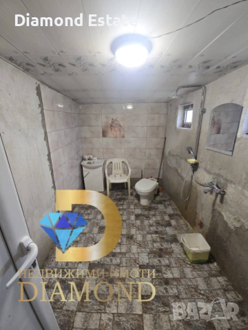 Едноетажна къща в село Средец, обл. Стара Загора, снимка 13 - Къщи - 53996947