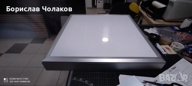 продава светеща кутия 70х70 см, снимка 4 - Друга електроника - 54045268