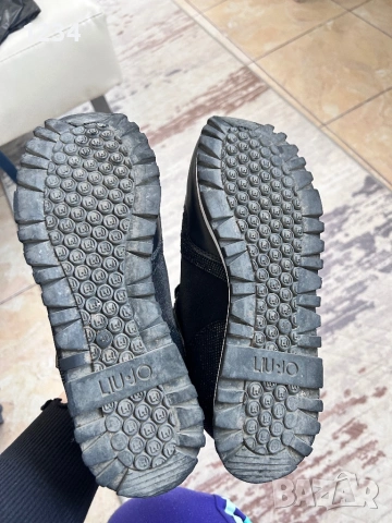 Дамски оригинални маратонки Liu Jo , снимка 4 - Маратонки - 54196676