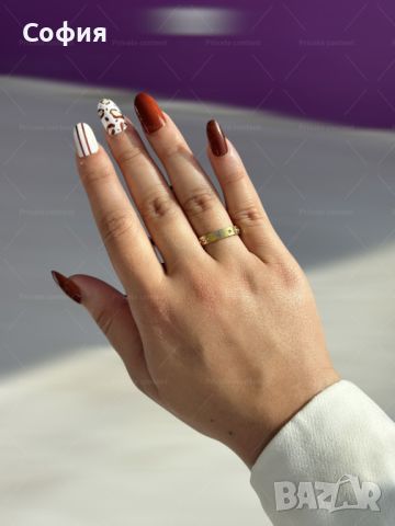 Красив дамски пръстен от медицинска стомана с блестящи камъни, снимка 1 - Пръстени - 45454884