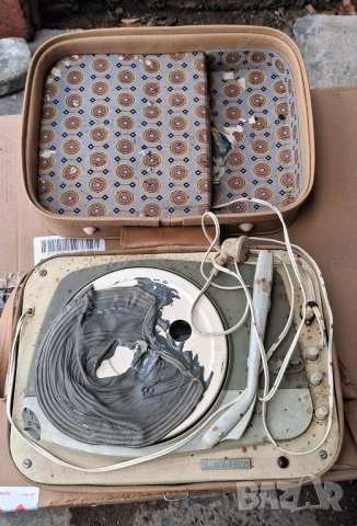 Антикварни грамофони-куфари Fonica, Petti, Молодежний и други, снимка 8 - Грамофони - 52830026