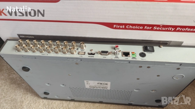 Цифров видеорекордер с хард диск модел DS-7216HWI-SH, снимка 3 - HD камери - 53400729