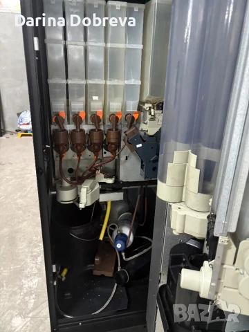 Автомат за кафе Saeco , снимка 3 - Кафе машини - 50000928