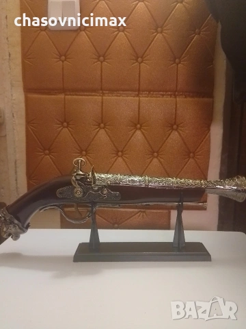 сувенирна пушка на поставка-38см.