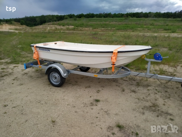 Лодка тримаран Poseidon 345 и Yamaha 8 hp, снимка 6 - Воден транспорт - 52486063