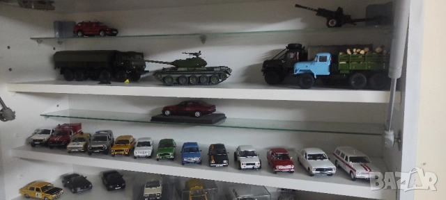 Модели мащаб 1:50, снимка 7 - Коли, камиони, мотори, писти - 49970938