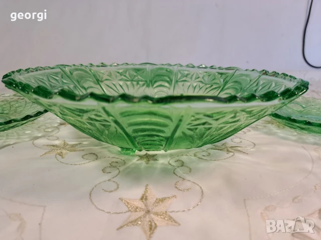 стъклена купа с чинийки за торта зелено стъкло 26/3, снимка 3 - Аксесоари за кухня - 50693549
