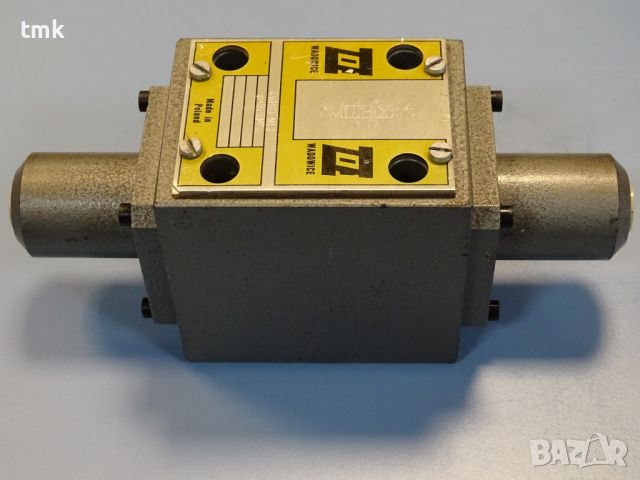 Хидравличен разпределител WADOWICE 4WH10 M1.2 directional valve 24VDC, снимка 3 - Резервни части за машини - 45337046